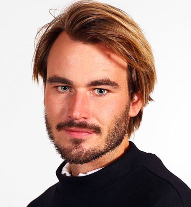 Anders Westrum Økstad style=